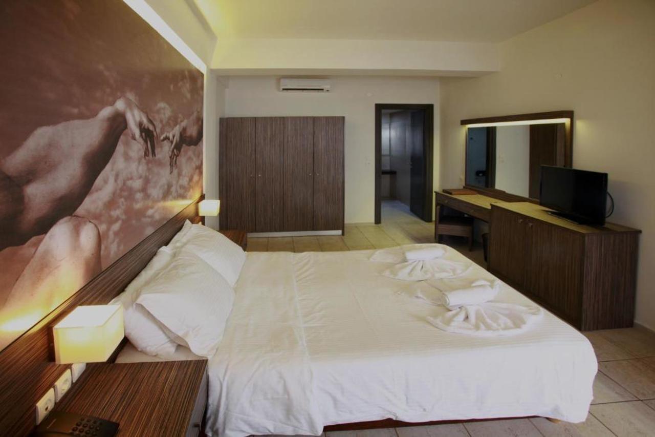 Eurohotel Katrin Suites (Adults Only) Hersonissos  Exterior photo